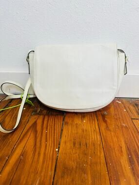 BOTTEGA VENETA White Leather Vintage Made in Italy Flap Over Crossbody Bag Purse